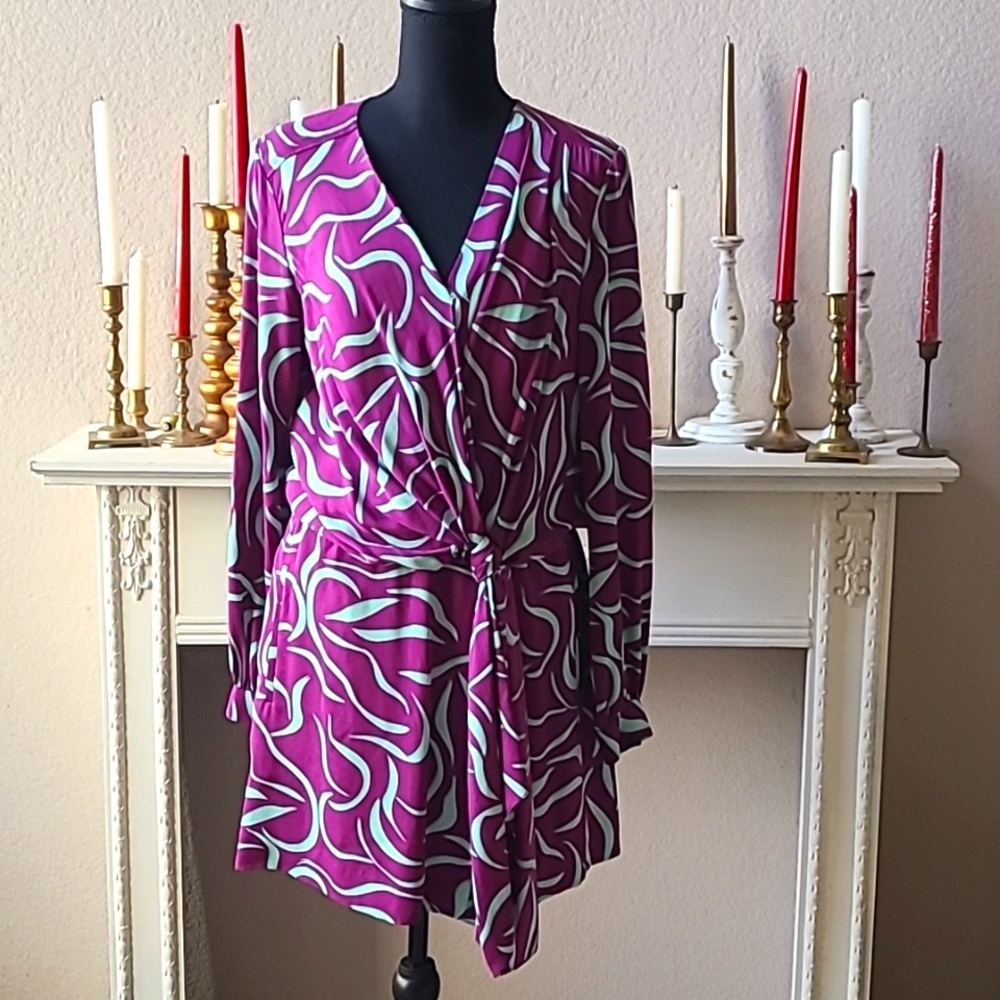 DVF Diane Von Furstenberg  Dora Lily Crepe Print
